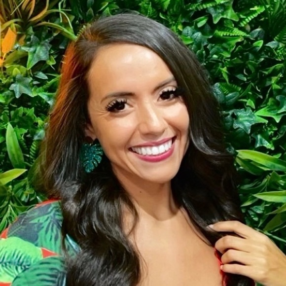 yvetteta9676